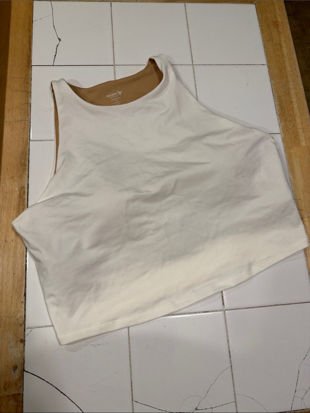 Old Navy Active Powerchill Cream Racerback tank top sports Bra
